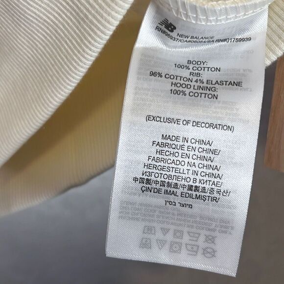 New Balance Women's NB‎ Athletics Renew Hoodie NWT- Large - Picture 6 of 9